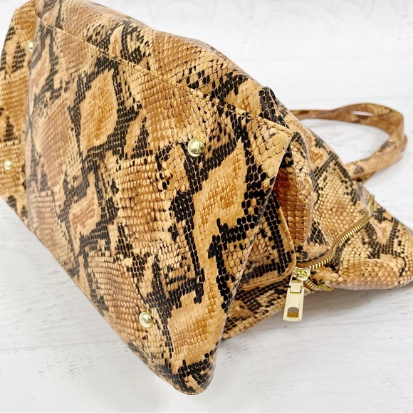 Tan Black Snakeskin Steve Madden Tote Bag - Picture 3 of 5